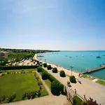 Du Et Bellevue Μπαρντολίνο