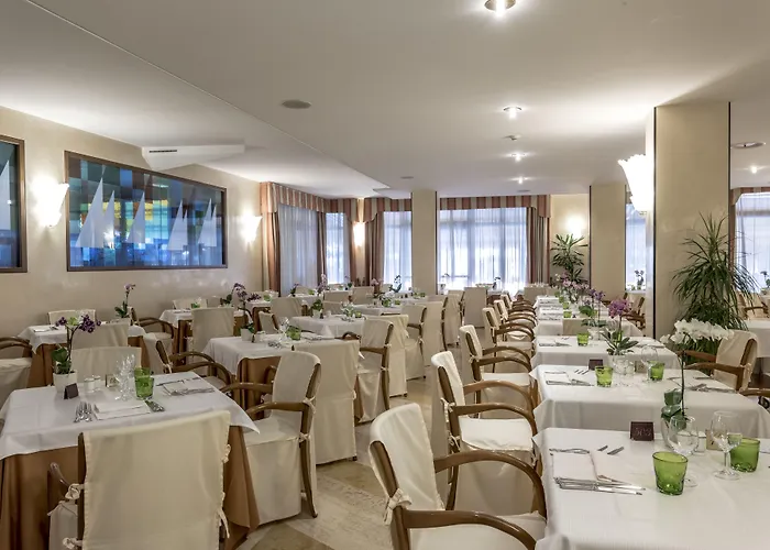 Du Et Bellevue Hotell 4*