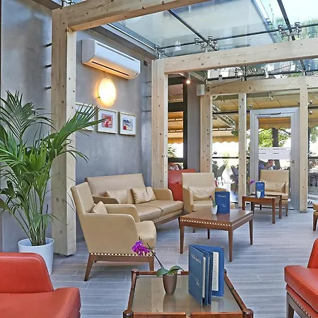 Du Et Bellevue 4*