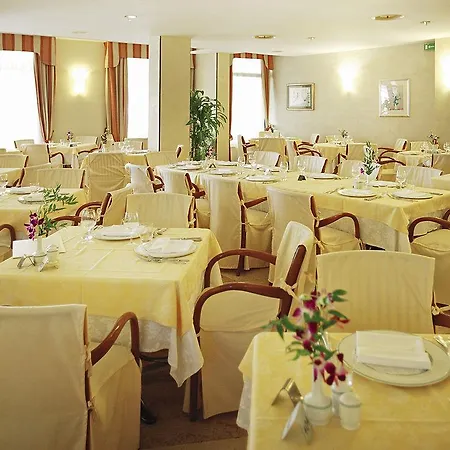 Du Et Bellevue Hotel 4*