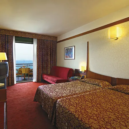 Du Et Bellevue 4* Bardolino