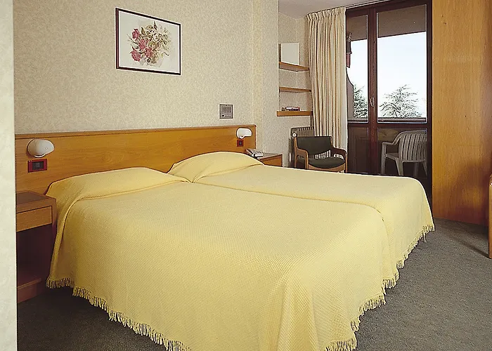 Du Et Bellevue 4* バルドリーノ